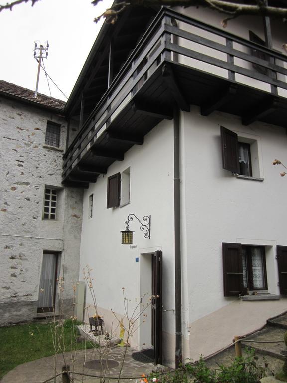 Ostello Orgnana Gambarogno Экстерьер фото